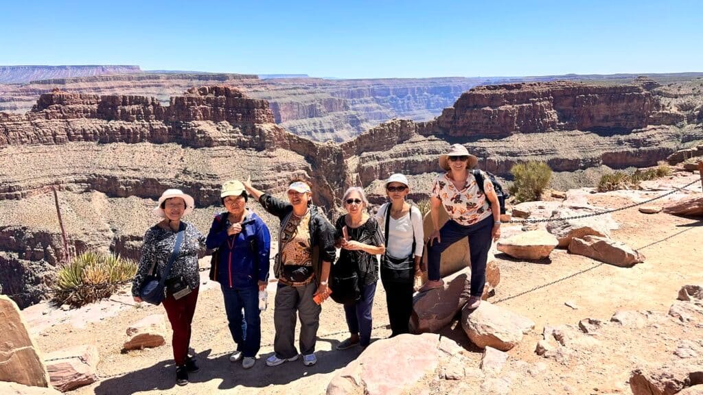 Grupo de passeio no Grand Canyon West