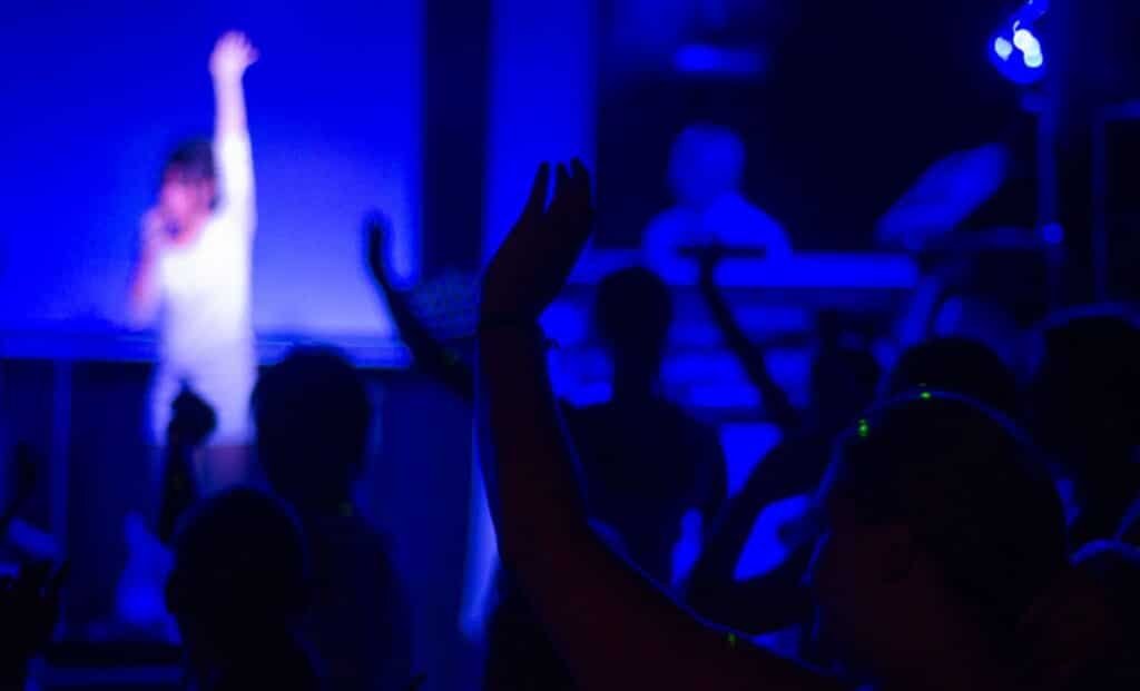 Pessoas em festa em Las Vegas